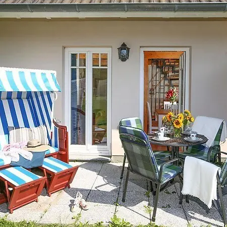 Haus-zingst-5b * Nienhagen (Mecklenburg-Vorpommern)